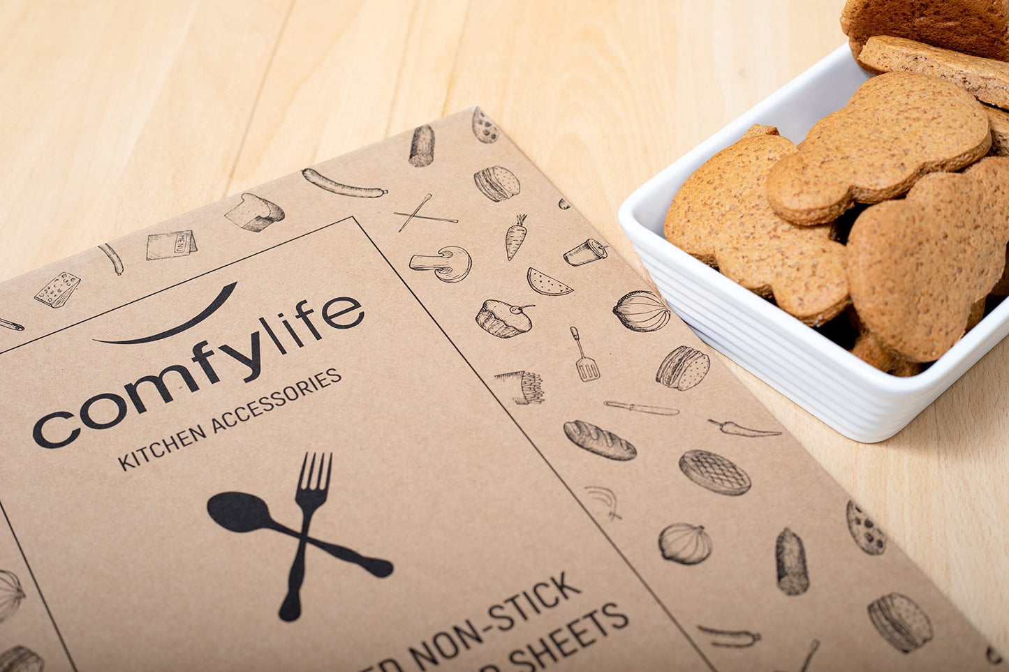 Comfylife 200 Parchment Sheets - No Curl, No Tear, No Burn Baking Paper (10 x 15 inch) - Precut, Unbleached Parchment Paper for Baking & Cooking